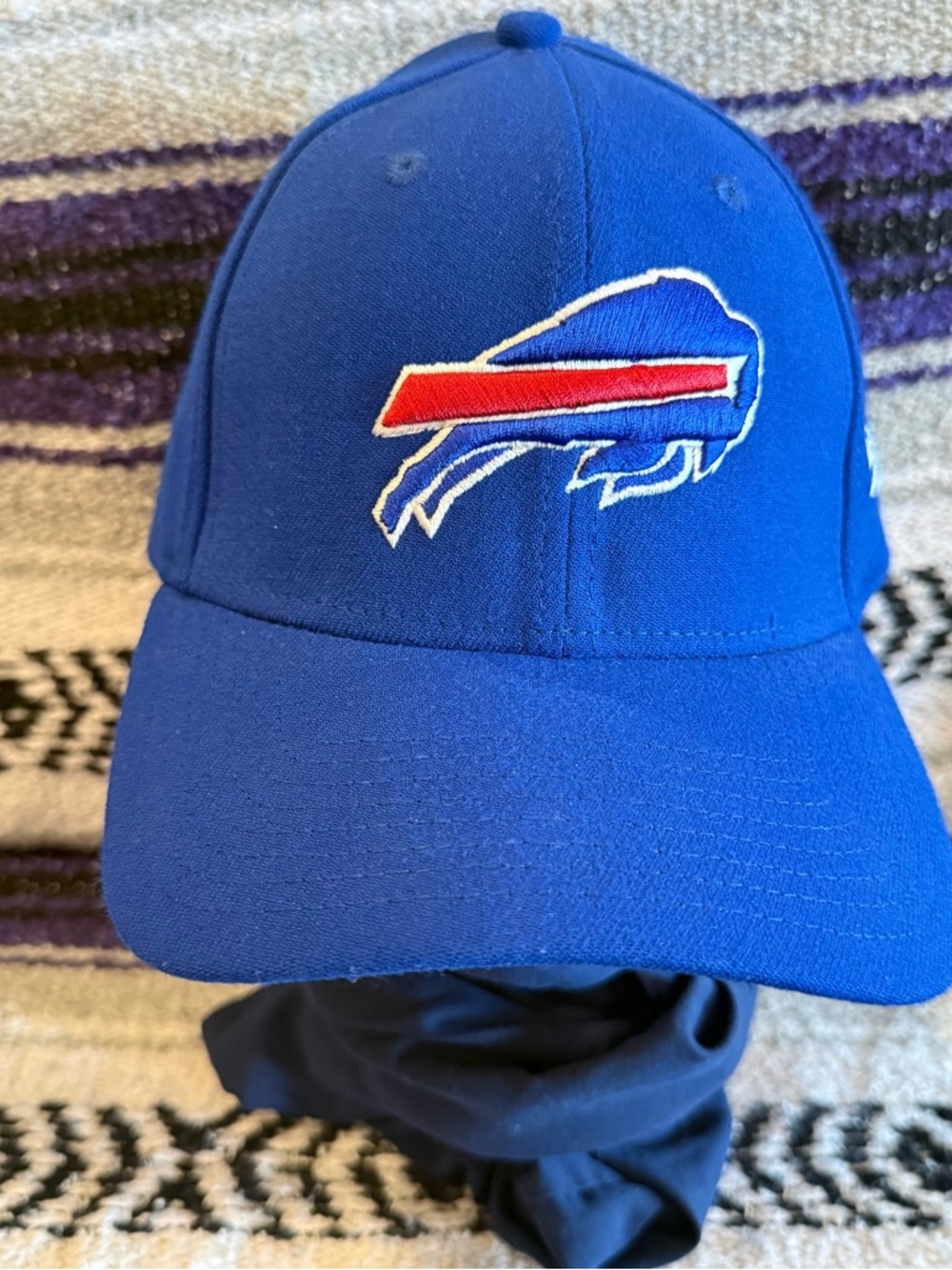 Buffalo Bills New Era 39THIRTY Team Classic Flex Fit Hat Blue/Red Size M/LG NFL